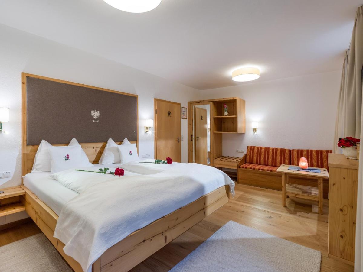 Gartenhotel Rosenhof Bei Kitzbuehel Oberndorf in Tirol Exteriör bild
